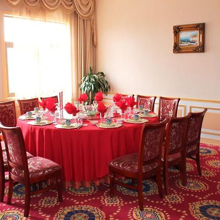 Hotel Paon D'Or Антананариву Экстерьер фото