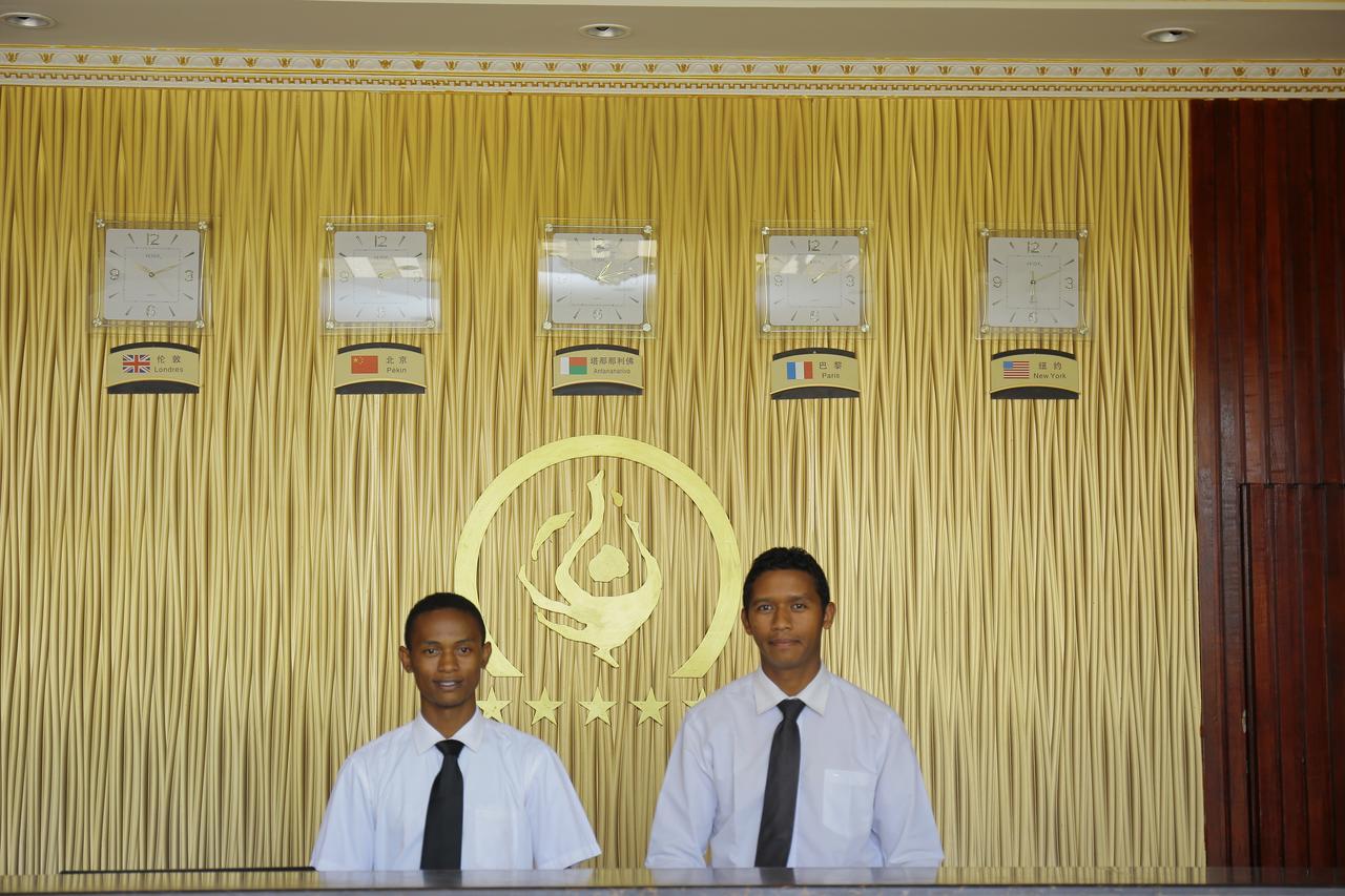 Hotel Paon D'Or Антананариву Экстерьер фото
